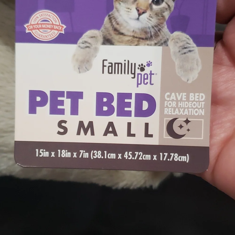 Bundle of 2 Cat bed NWT